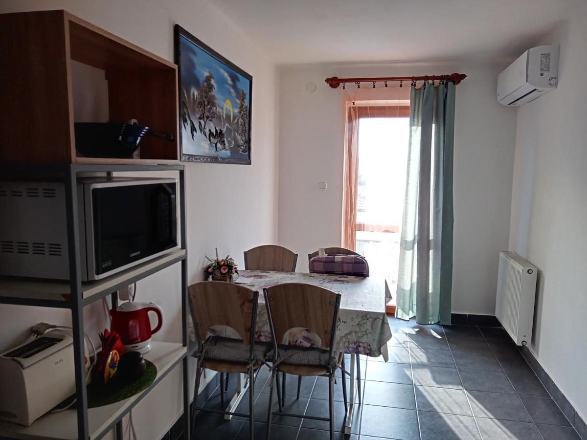 Borostyan Vendeghaz Apartment Balatonkeresztur Exterior photo